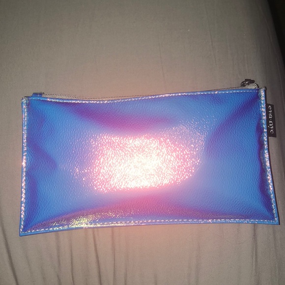 Urban Outfitters Accessories - Mini Flat Iron